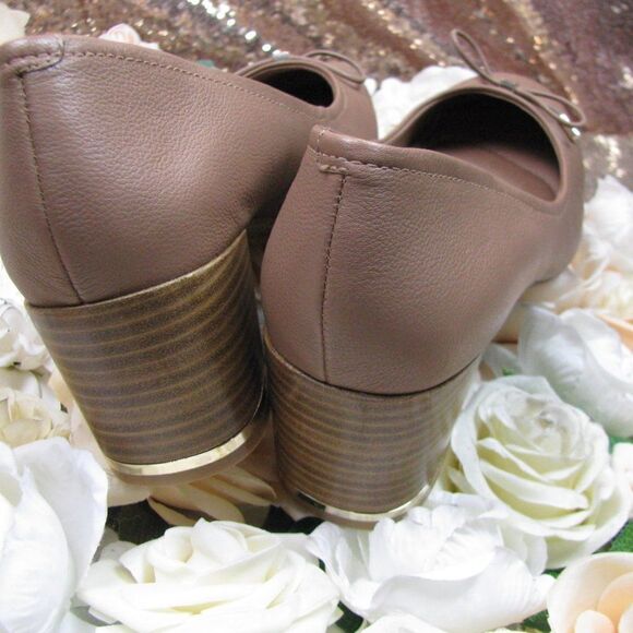 NIB Kenneth cole pump 11 - Picture 4 of 8